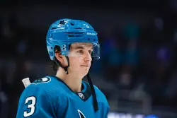 San Jose Sharks trade defenseman to Toronto Maple Leafs for Ryan Reaves
