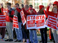2 Beverly parents file class action lawsuit after historic 12-day teachers strike