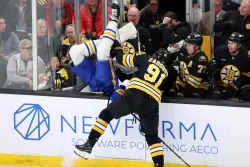 Undefeated Bruins hang on to beat Sabres, 3-1