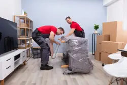 What you should know when hiring movers