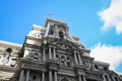 Mayor Parker, city workers union reach tentative deal, ending strike